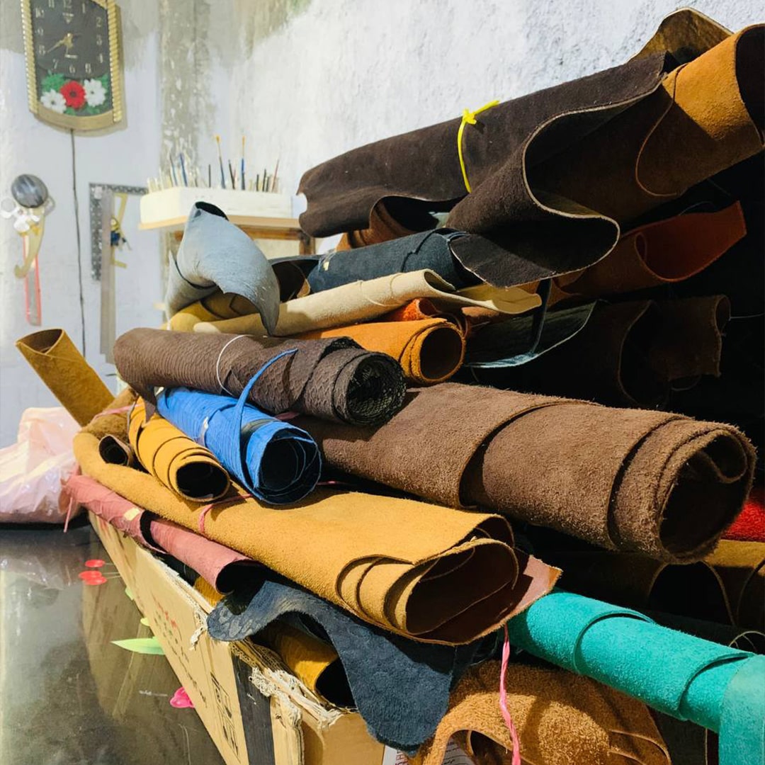 hayll leather workshop2